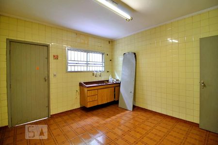 Casa para alugar com 200m², 2 quartos e 2 vagasCozinha