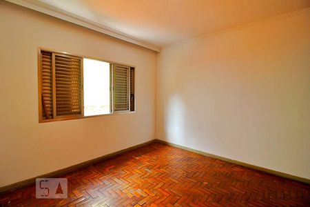Quarto 2 de casa à venda com 2 quartos, 200m² em Vila Alzira, Santo André
