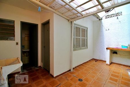 Casa para alugar com 200m², 2 quartos e 2 vagasÁrea de Serviço