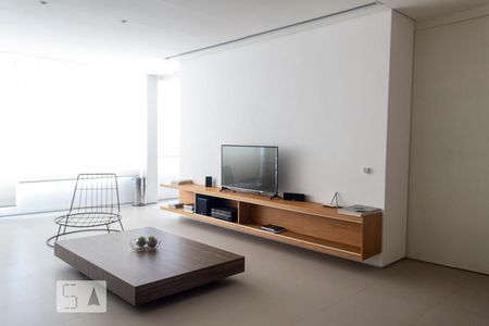 Apartamento para alugar com 35m², 1 quarto e 1 vaga Apartamento para alugar com 35m², 1 quarto e 1 vagaÁrea comum