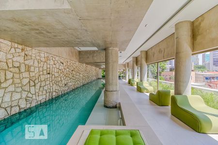 Apartamento para alugar com 35m², 1 quarto e 1 vaga Apartamento para alugar com 35m², 1 quarto e 1 vagaÁrea comum - Piscina