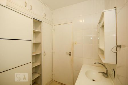 Apartamento à venda com 108m², 3 quartos e sem vagaBanheiro Social 