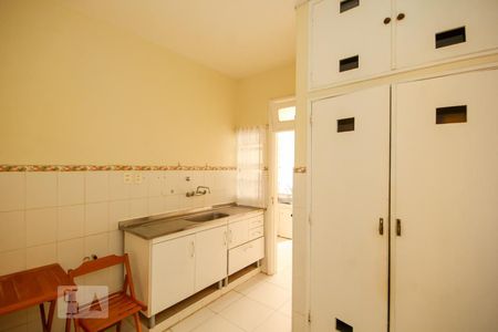 Apartamento à venda com 108m², 3 quartos e sem vagaCozinha