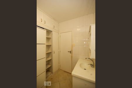 Apartamento à venda com 108m², 3 quartos e sem vagaBanheiro Social 