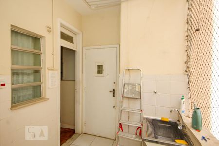 Apartamento à venda com 108m², 3 quartos e sem vagaÁrea de Serviço