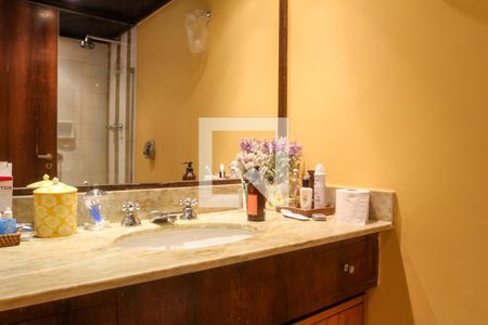 Apartamento à venda com 135m², 3 quartos e 1 vagaBanheiro Social