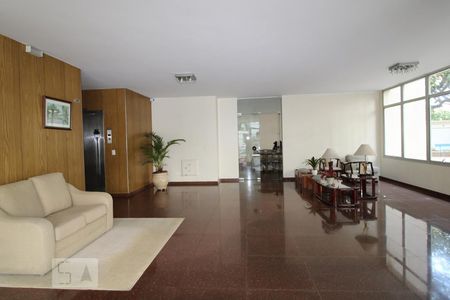 Apartamento à venda com 75m², 2 quartos e 1 vagaHall