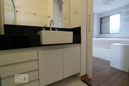 Apartamento à venda com 75m², 2 quartos e 1 vagaBanheiro da Suíte