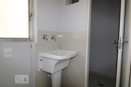 Apartamento à venda com 75m², 2 quartos e 1 vagaÁrea de serviço