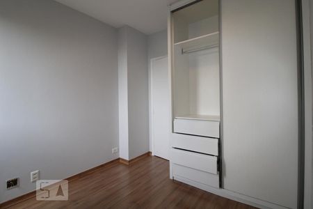 Quarto de apartamento à venda com 2 quartos, 75m² em Campo Belo, São Paulo