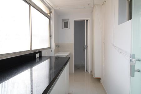 Apartamento à venda com 75m², 2 quartos e 1 vagaÁrea de serviço