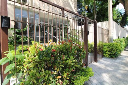 Apartamento à venda com 75m², 2 quartos e 1 vagaFachada