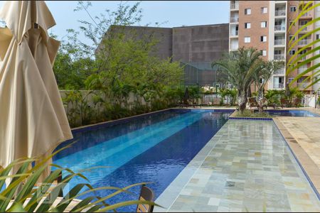 Apartamento à venda com 87m², 3 quartos e 2 vagas Apartamento à venda com 87m², 3 quartos e 2 vagasÁrea comum - Piscina