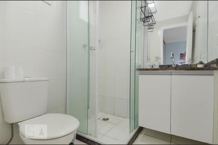 Apartamento à venda com 87m², 3 quartos e 2 vagas Apartamento à venda com 87m², 3 quartos e 2 vagasBanheiro da Suíte