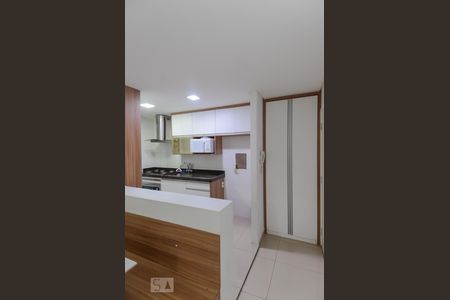 Apartamento à venda com 87m², 3 quartos e 2 vagas Apartamento à venda com 87m², 3 quartos e 2 vagasCozinha