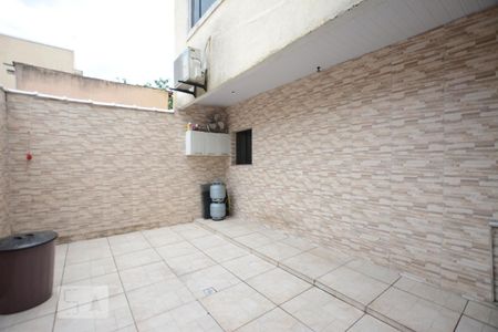 Casa à venda com 250m², 3 quartos e 2 vagasÁrea comum - Churrasqueira