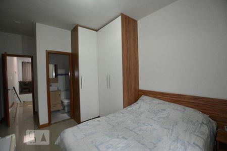 Casa à venda com 250m², 3 quartos e 2 vagasQuarto 3 Suite