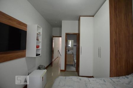 Casa à venda com 250m², 3 quartos e 2 vagasQuarto 3 Suite
