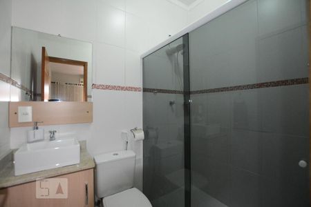 Casa à venda com 250m², 3 quartos e 2 vagasBanheiro da Suíte