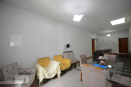 Saleta das Suítes de casa à venda com 3 quartos, 250m² em Irajá, Rio de Janeiro