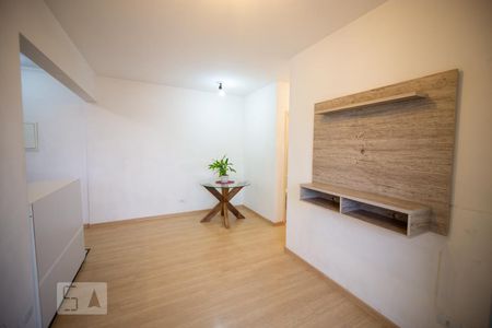 Sala de apartamento à venda com 2 quartos, 50m² em Jardim Peri Peri, São Paulo