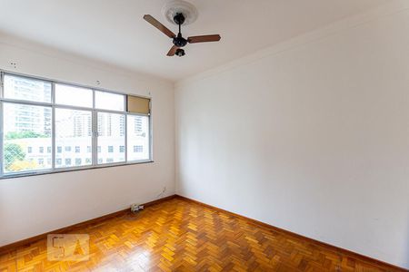 Apartamento à venda com 110m², 3 quartos e sem vagaQuarto 3
