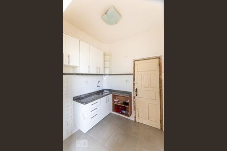 Apartamento à venda com 110m², 3 quartos e sem vagaCozinha 