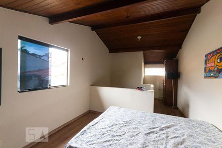 Sala de TV de casa à venda com 4 quartos, 200m² em Nova Petrópolis, São Bernardo do Campo