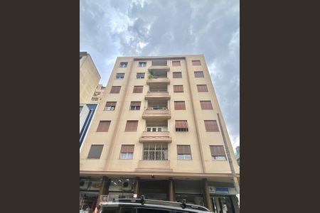 Apartamento para alugar com 95m², 3 quartos e sem vagaFachada