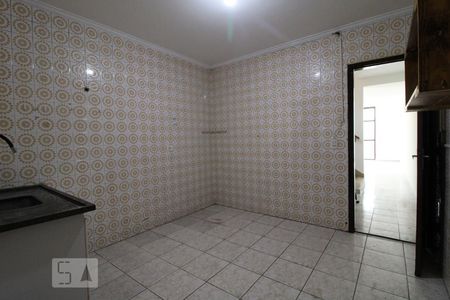 Casa para alugar com 98m², 3 quartos e 2 vagasCozinha