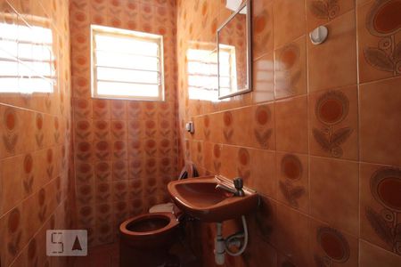 Lavabo de casa para alugar com 3 quartos, 98m² em Vila Cordeiro, São Paulo
