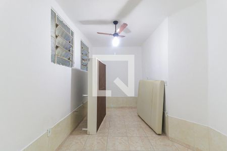 Quarto de casa para alugar com 1 quarto, 60m² em Méier, Rio de Janeiro