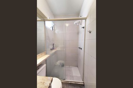 Casa de condomínio para alugar com 111m², 2 quartos e 2 vagasBanheiro