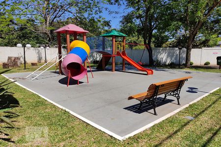 Casa de condomínio para alugar com 111m², 2 quartos e 2 vagasQuadra Esportiva