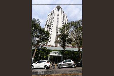 Apartamento para alugar com 45m², 1 quarto e 1 vagaFachada