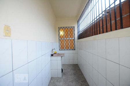 Casa à venda com 120m², 2 quartos e 1 vagaÁrea de Serviço