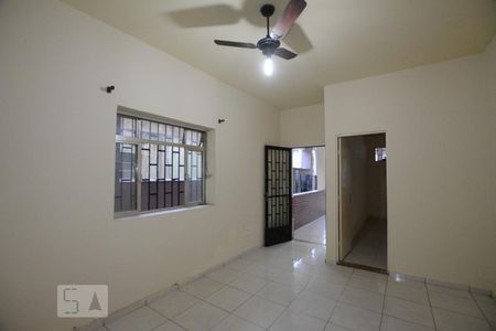 Sala de casa à venda com 2 quartos, 120m² em Braz de Pina, Rio de Janeiro