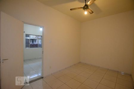 Casa à venda com 120m², 2 quartos e 1 vagaQuarto 2