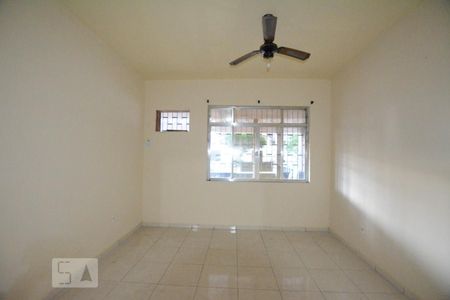 Quarto 1 de casa à venda com 2 quartos, 120m² em Braz de Pina, Rio de Janeiro