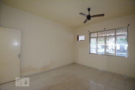 Quarto 1 de casa à venda com 2 quartos, 120m² em Braz de Pina, Rio de Janeiro