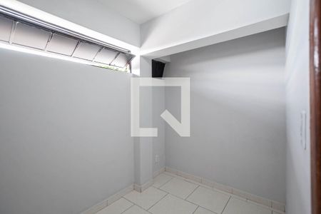 Quarto  de kitnet/studio para alugar com 1 quarto, 25m² em Santa Efigênia, Belo Horizonte