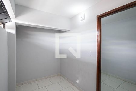 Quarto  de kitnet/studio para alugar com 1 quarto, 25m² em Santa Efigênia, Belo Horizonte