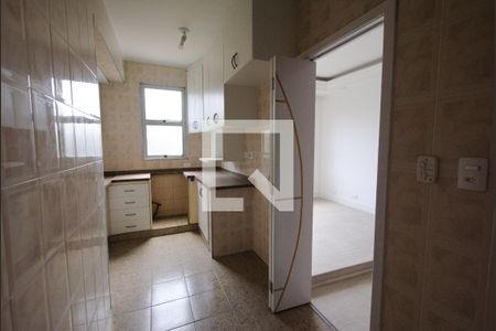 Apartamento à venda com 56m², 2 quartos e 1 vaga Apartamento à venda com 56m², 2 quartos e 1 vagaCozinha