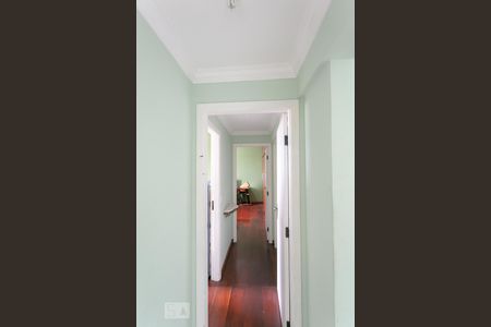 Corredor de apartamento para alugar com 2 quartos, 65m² em Ipiranga, Belo Horizonte