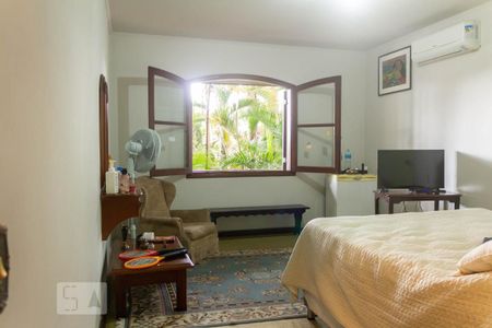 Casa à venda com 535m², 4 quartos e 5 vagasSuíte 1