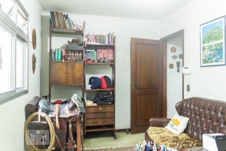 Casa à venda com 535m², 4 quartos e 5 vagasEscritório