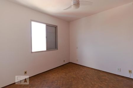 Quarto 01 de apartamento à venda com 2 quartos, 70m² em Vila Itapura, Campinas
