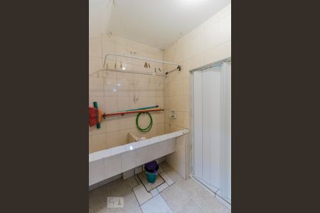 Casa à venda com 141m², 4 quartos e 1 vagaÁrea de Serviço