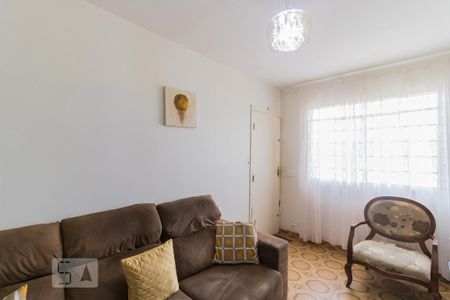 Casa à venda com 141m², 4 quartos e 1 vagaSala