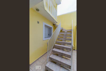 Casa à venda com 141m², 4 quartos e 1 vagaEscada